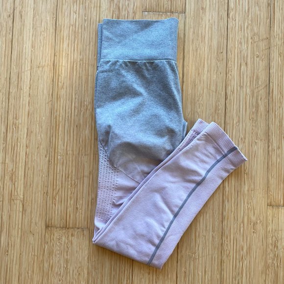 Women’s Gymshark Light Gray/Pink Ombre Seamless Leggings, Size M - Picture 2 of 12